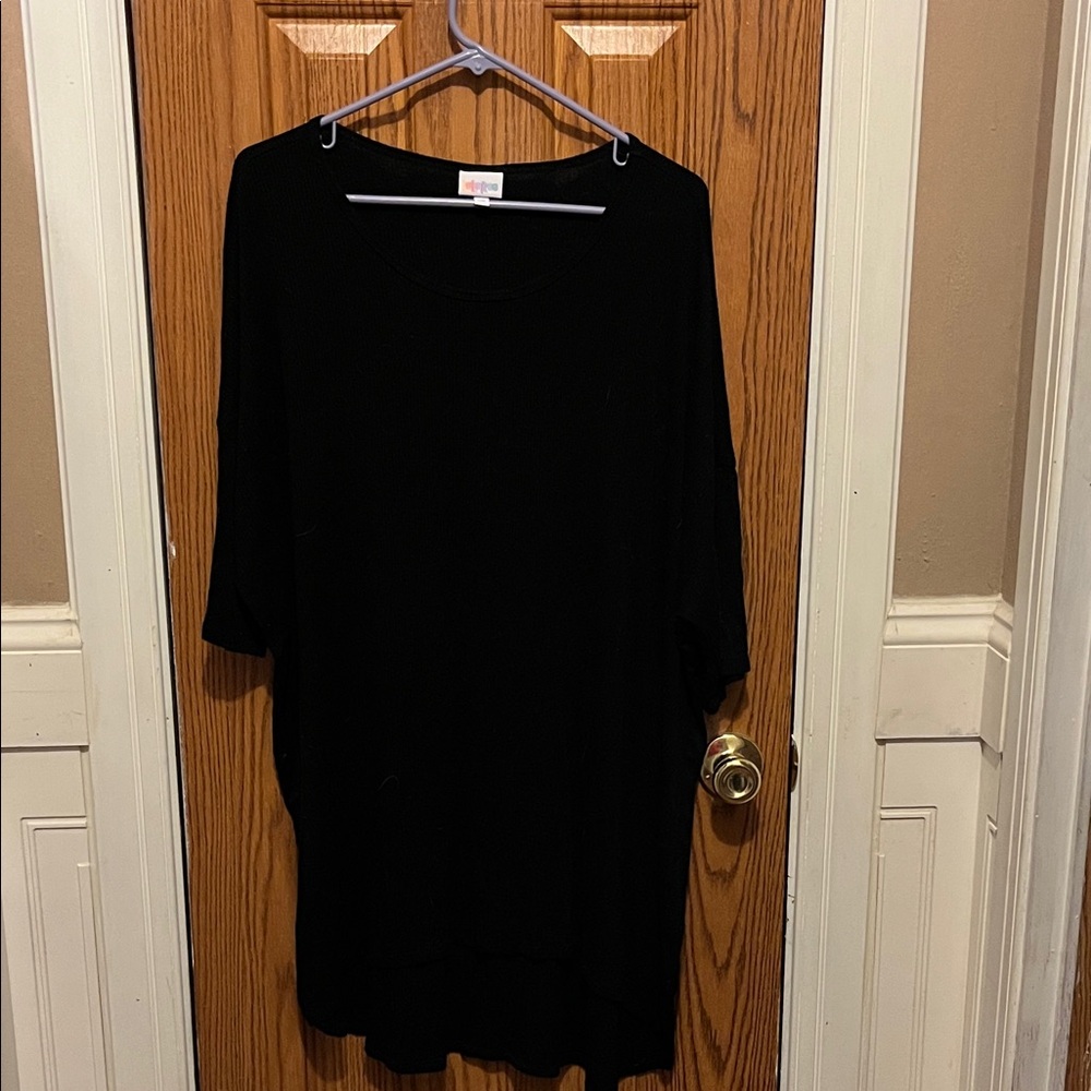 LuLaRoe Elegant Black Tunic Top
